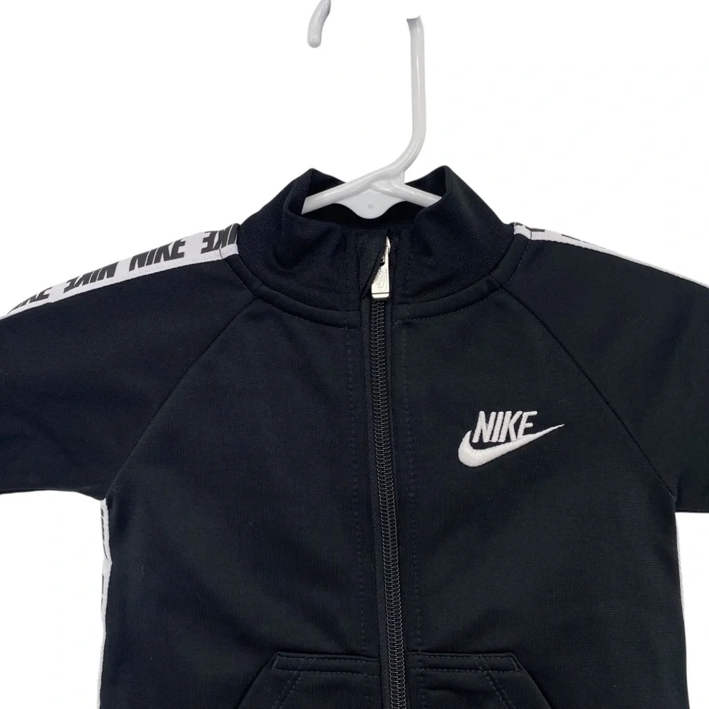 Nike Sportswear Boys 3 Months Long Sleeve Tricot Taping Coverall Jumpsuit - Picture 2 of 8